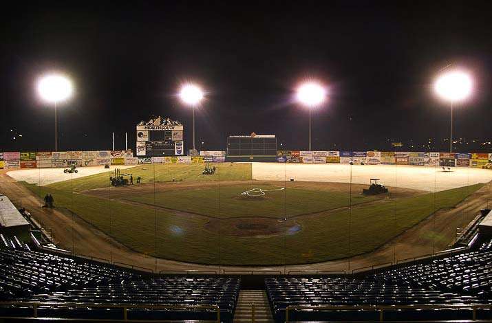 013-sky-sox-stadium-sod-install-outfield-op