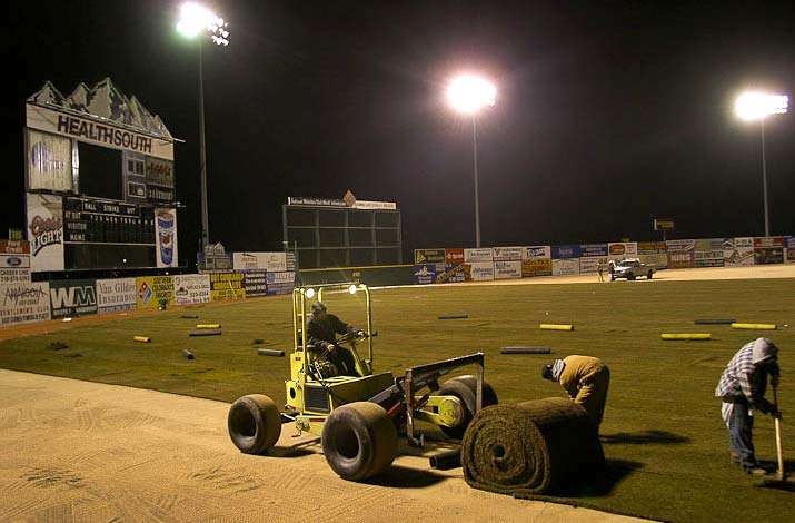 014-sky-sox-stadium-sod-install-outfield-op